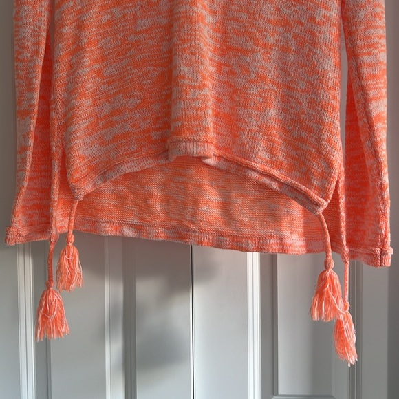 Lilly Pulitzer sweater - Picture 3 of 3